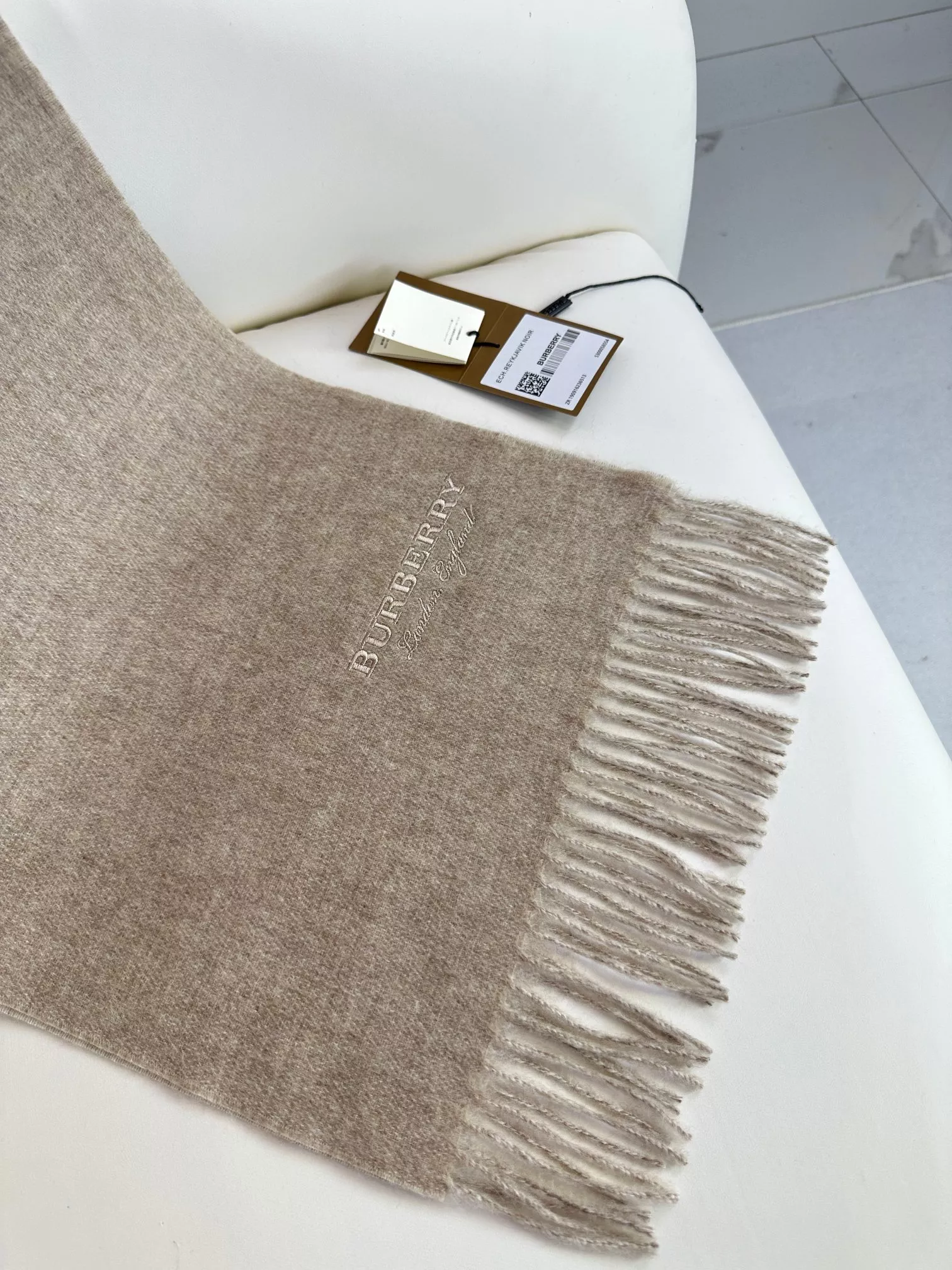Burberry Scarf For Women Durable 9546