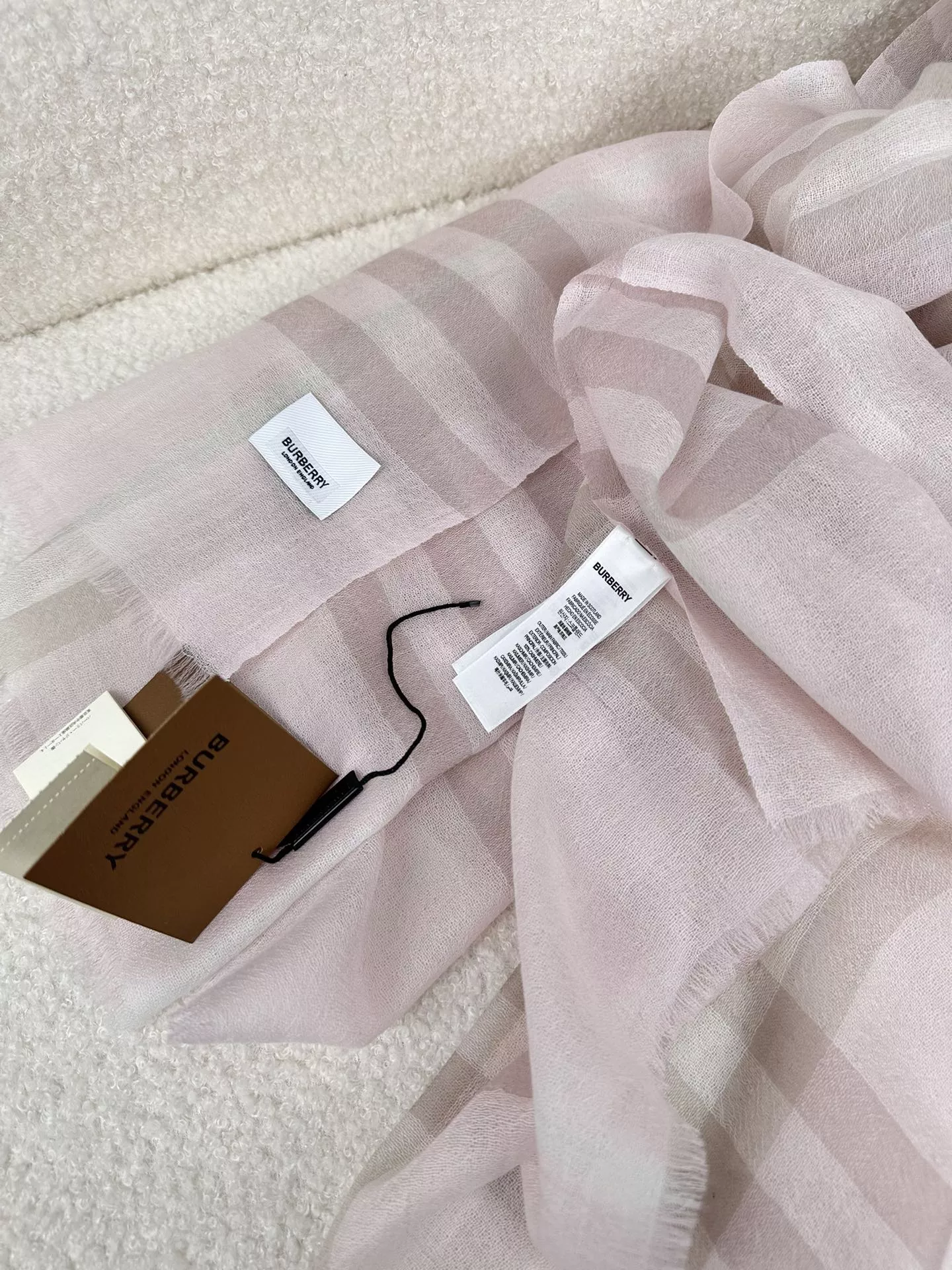 Burberry Scarf For Women Flexible 2061