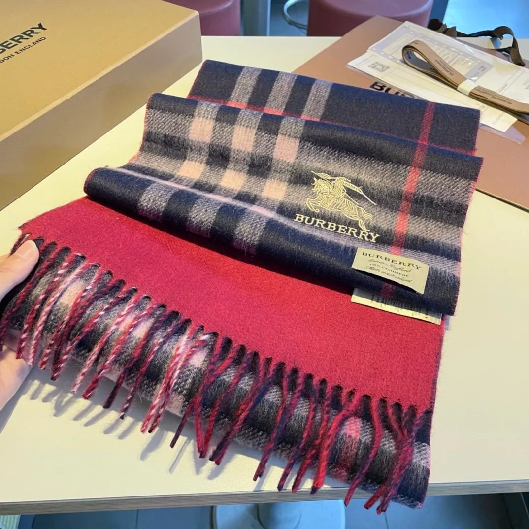 Burberry Scarf For Women Practical 9704