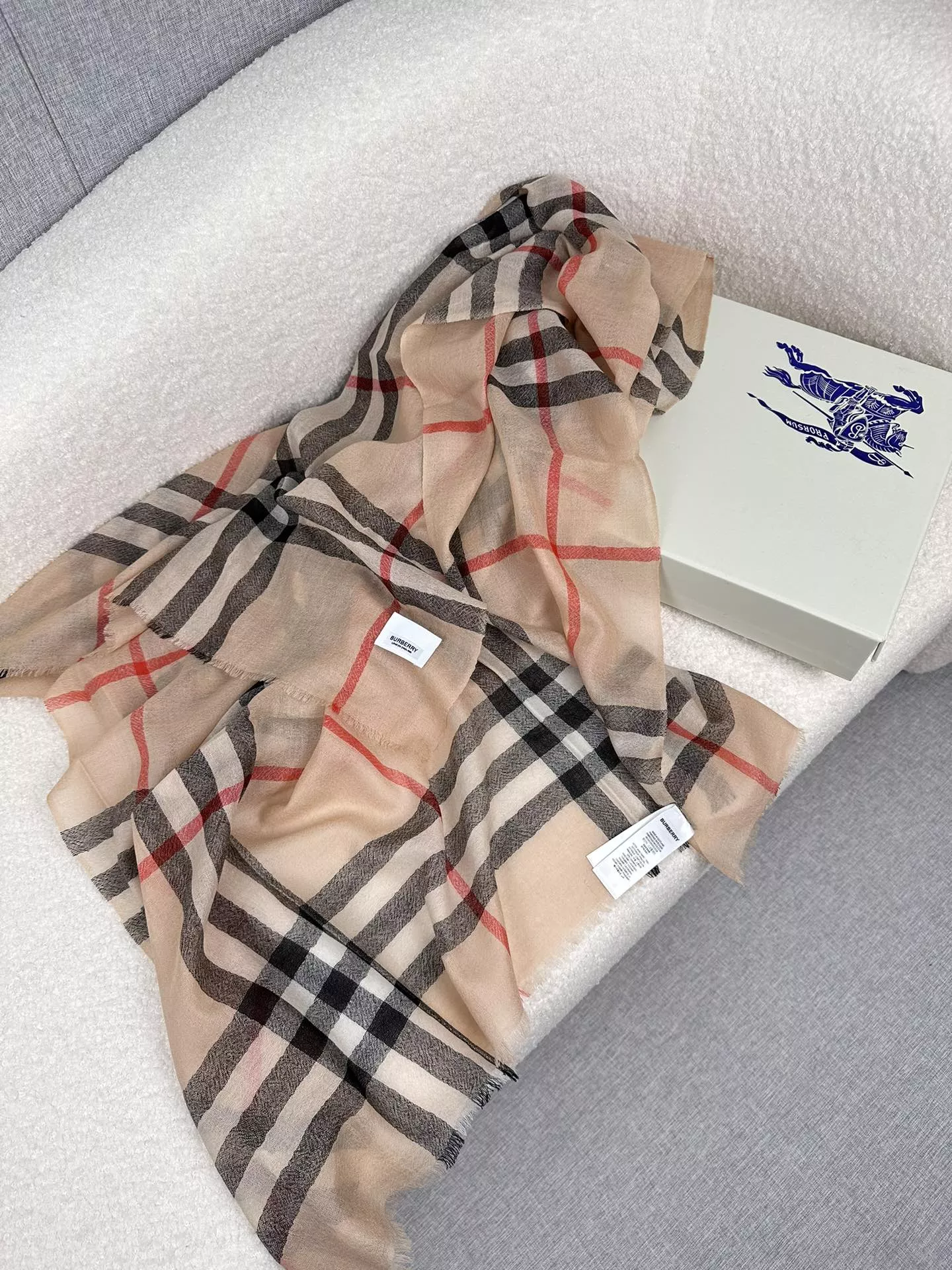 Burberry Scarf For Women Resilient 5561