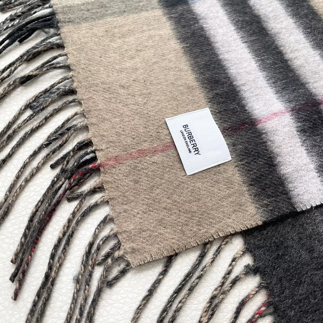 Burberry Scarf For Women UrbanStyle 3613