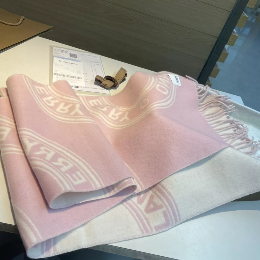 Burberry Scarf For Women Vibrant 2760