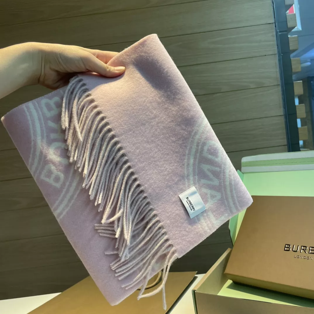 Burberry Scarf For Women Vibrant 2760