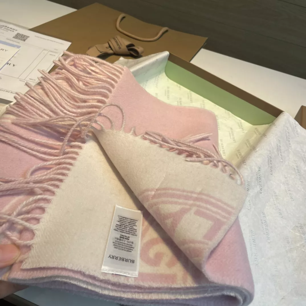 Burberry Scarf For Women Vibrant 2760