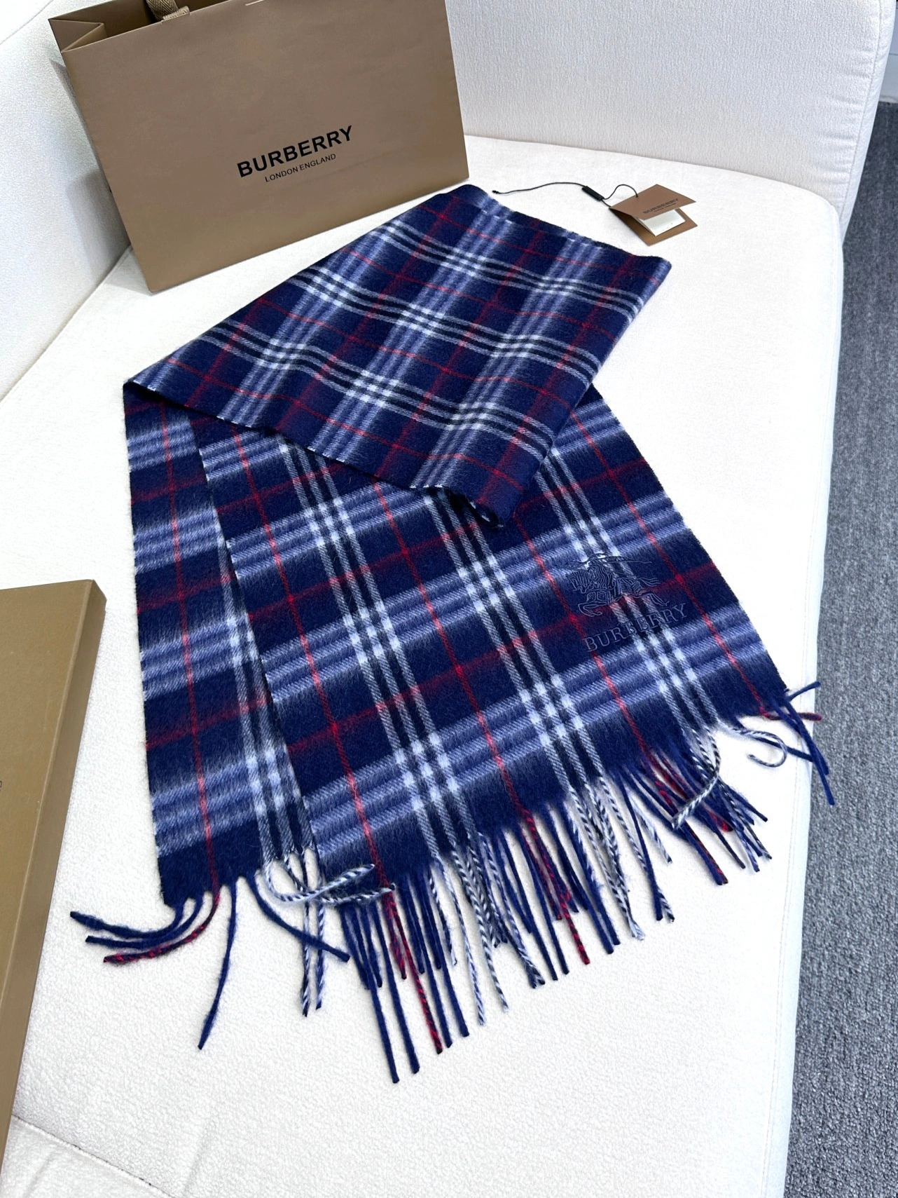 Burberry Scarf ModernLook 9159
