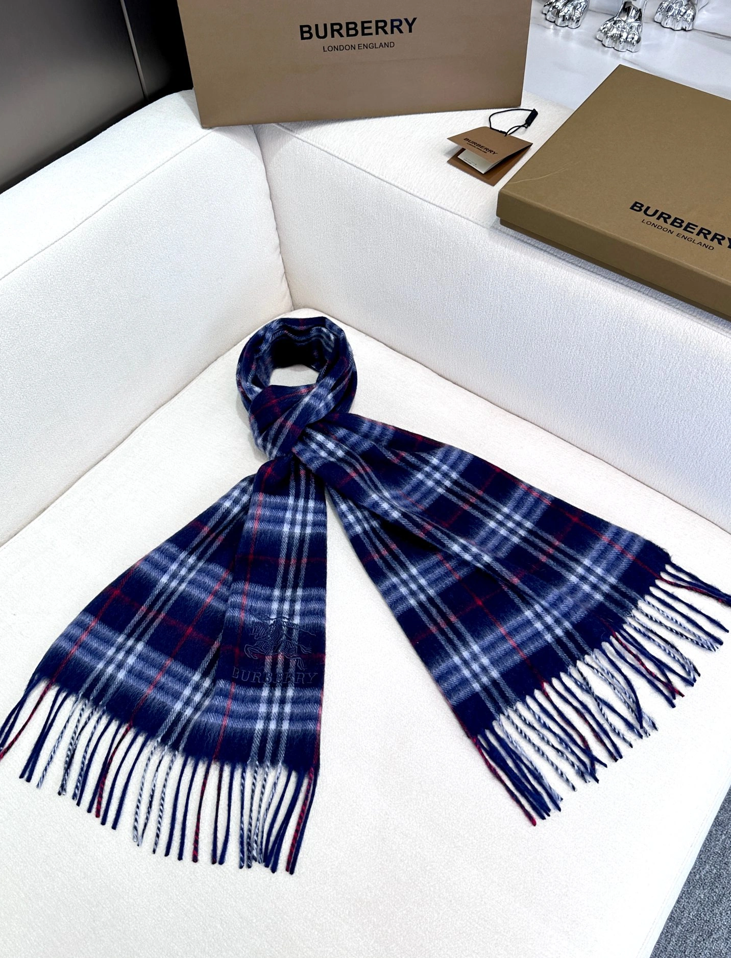 Burberry Scarf ModernLook 9159