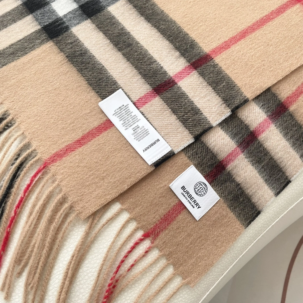 Burberry Scarf Trendy 9611