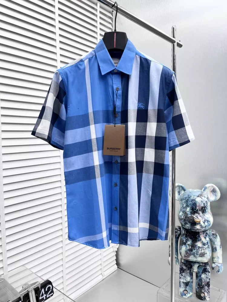 Burberry Shirts Short Sleeved For Men Elegant 3446