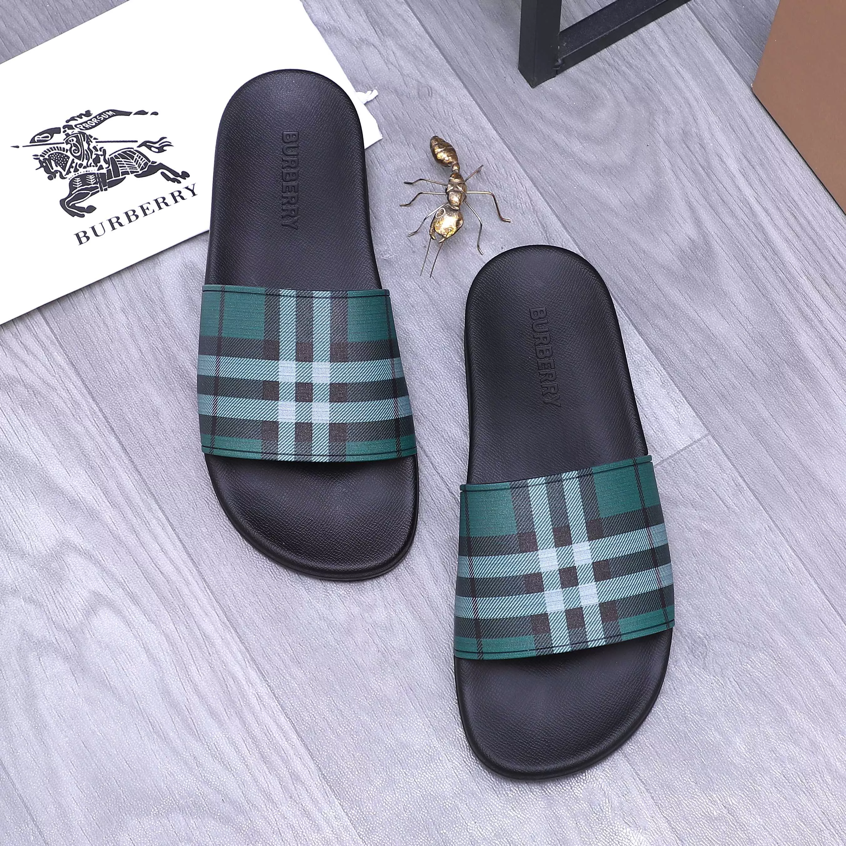 Burberry Slippers For Men Breathable 7594