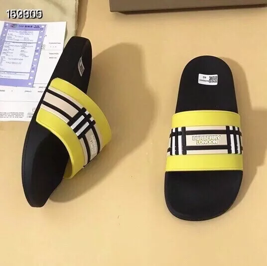 Burberry Slippers For Men Bright 1386
