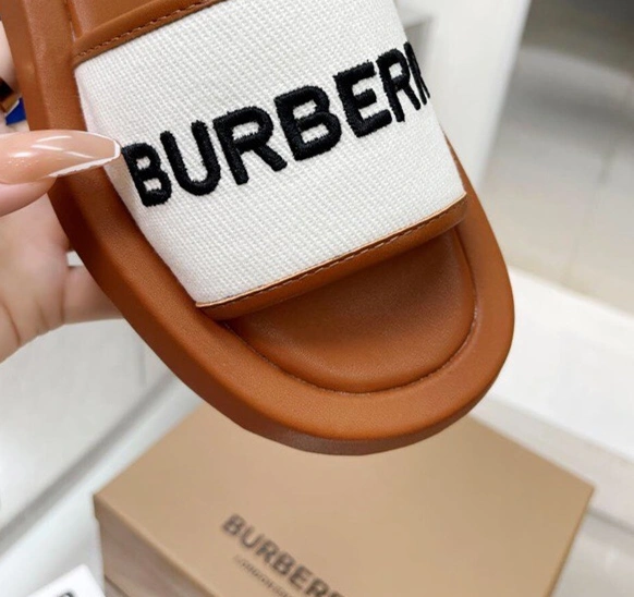 Burberry Slippers For Men Cozy 1675