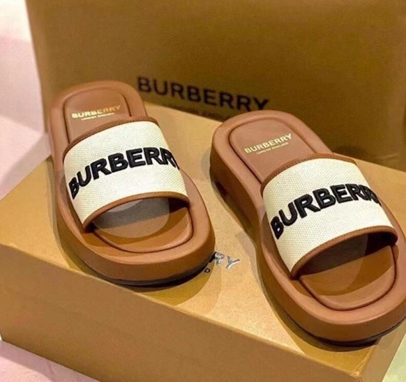 Burberry Slippers For Men Cozy 1675