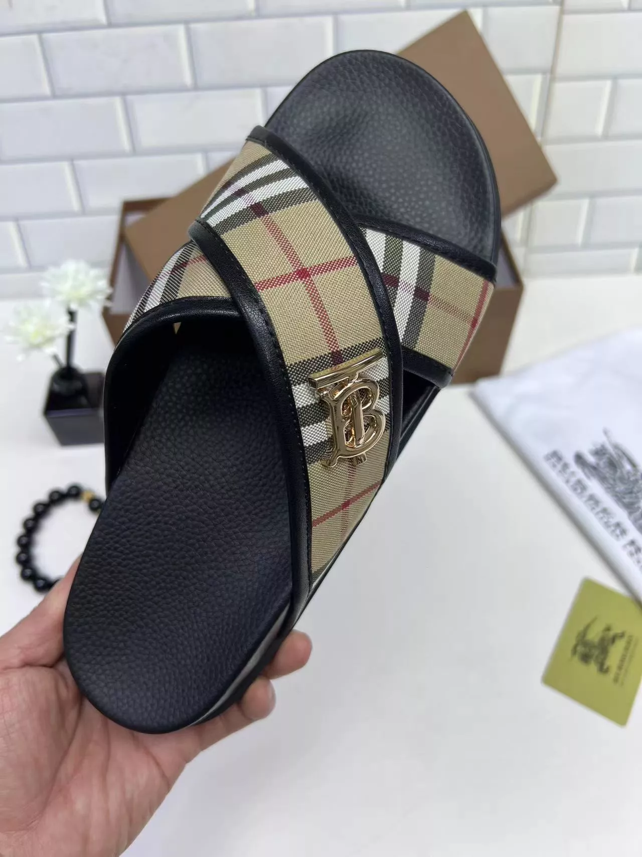 Burberry Slippers For Men DailyWear 9426