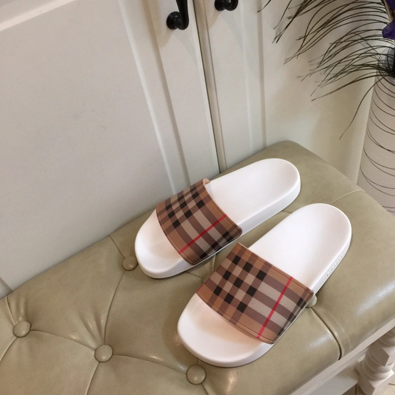Burberry Slippers For Men Durable 7643