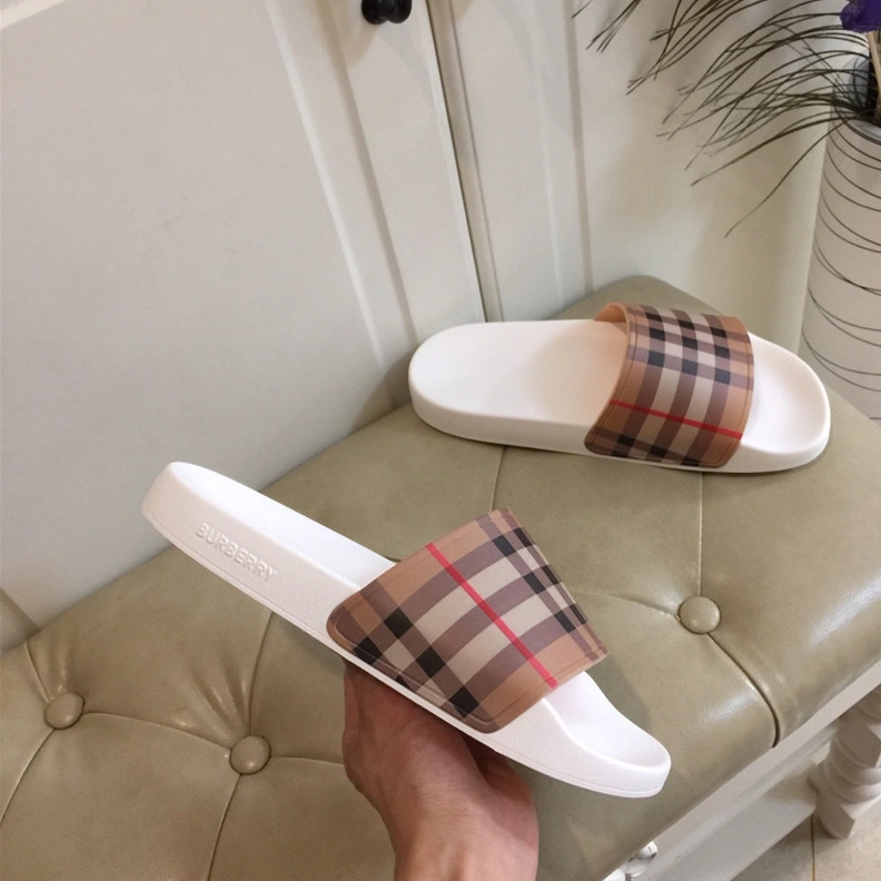 Burberry Slippers For Men Durable 7643