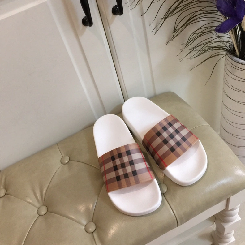 Burberry Slippers For Men Durable 7643