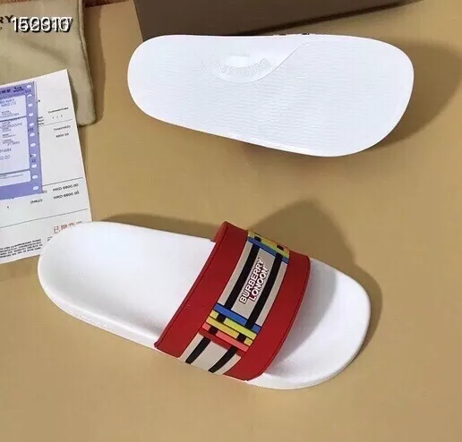 Burberry Slippers For Men GoodFit 5183