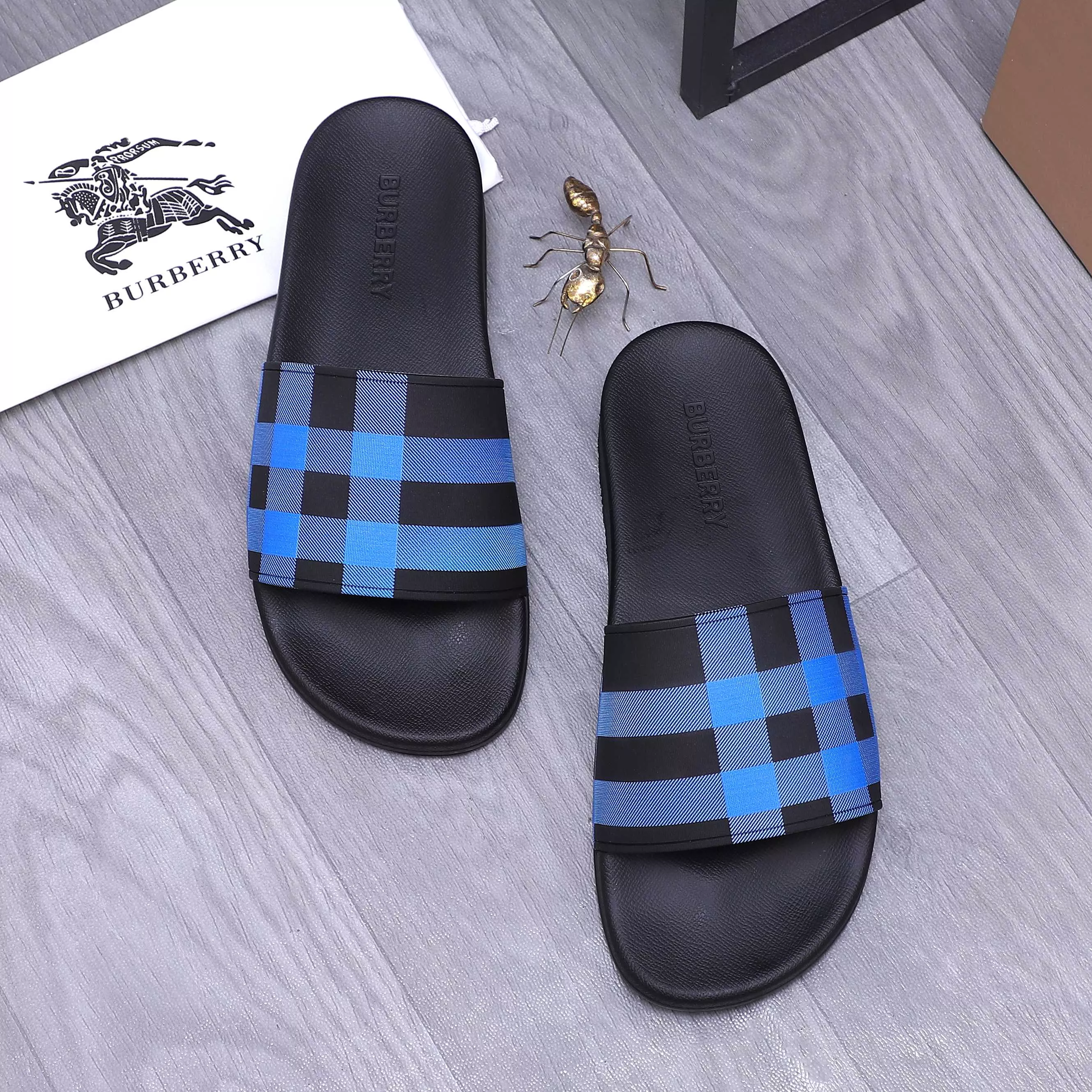 Burberry Slippers For Men Soft 2001