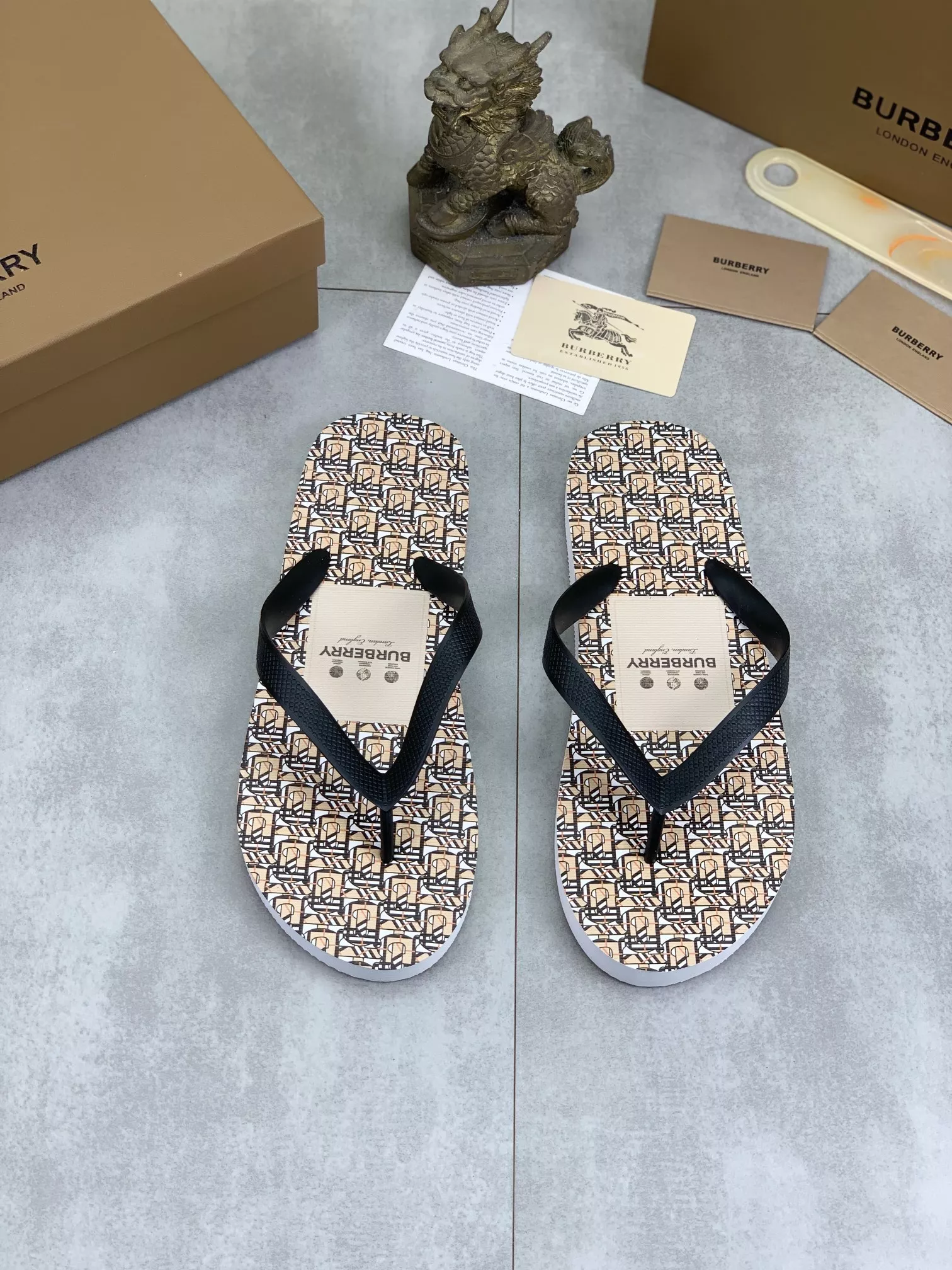 Burberry Slippers For Men SportInspired 1755
