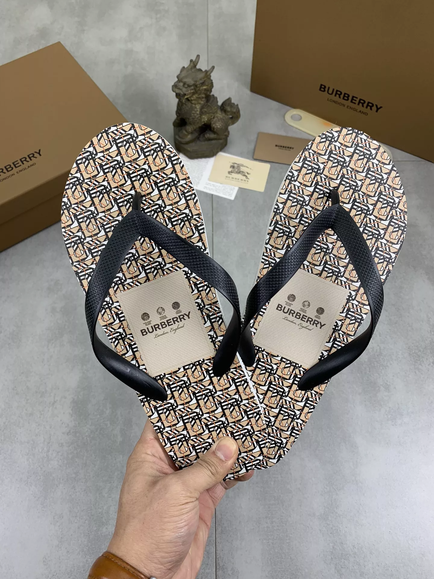 Burberry Slippers For Men SportInspired 1755