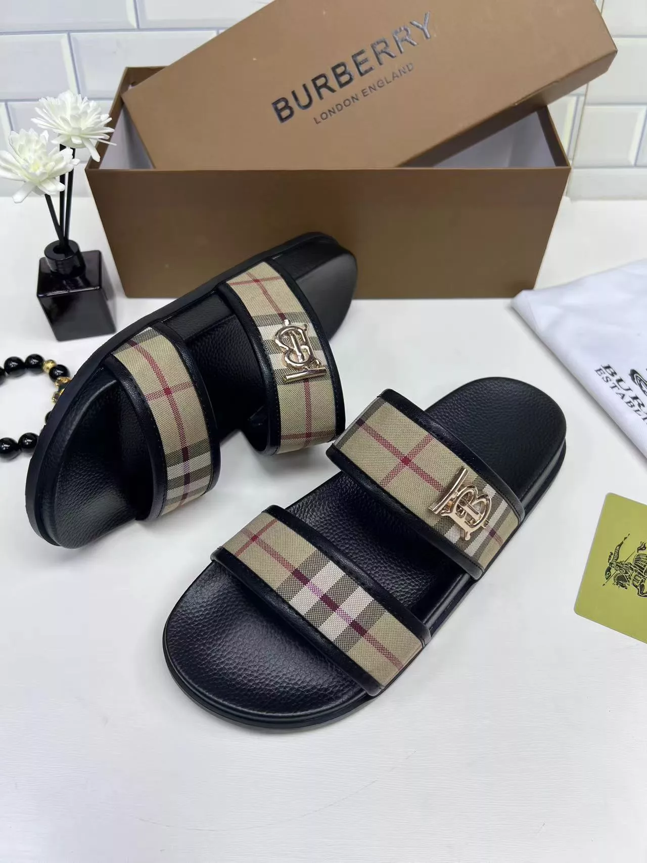 Burberry Slippers For Men TopPick 9953