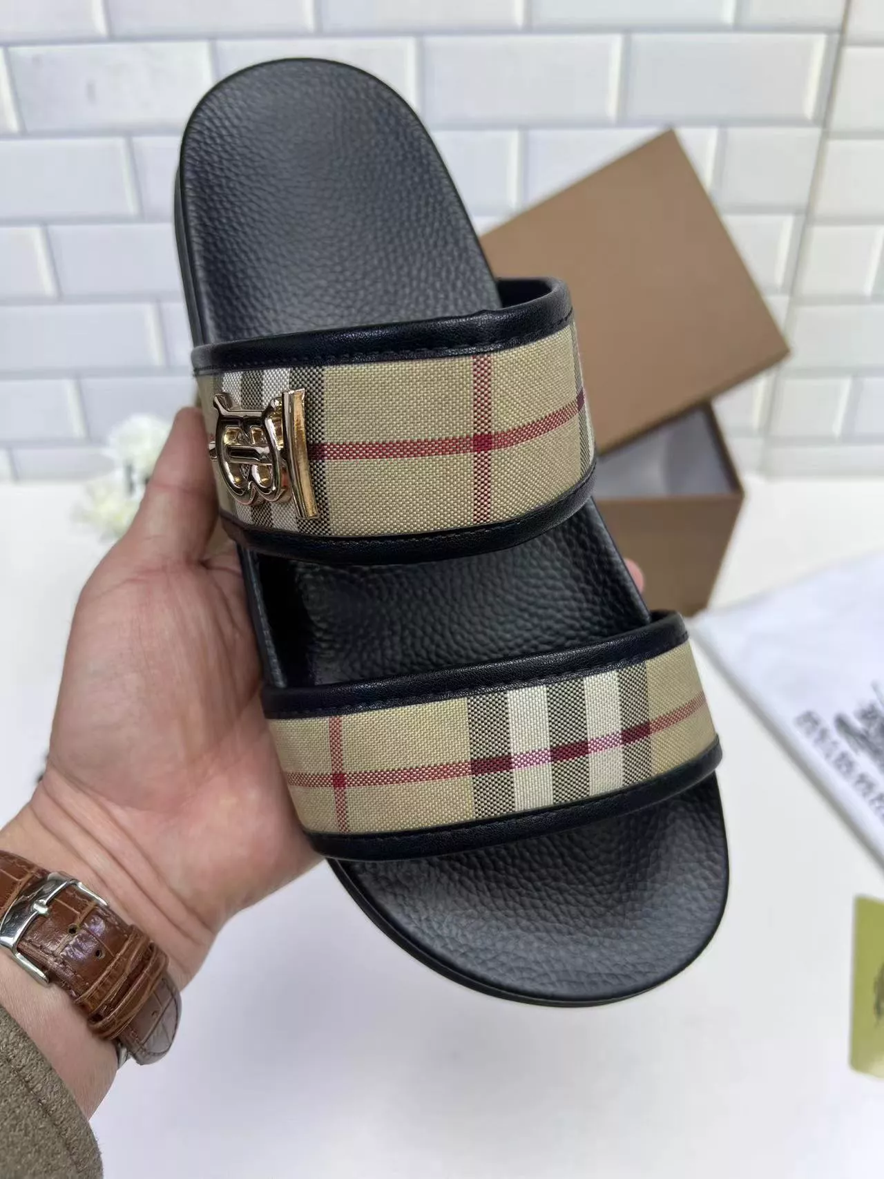 Burberry Slippers For Men TopPick 9953