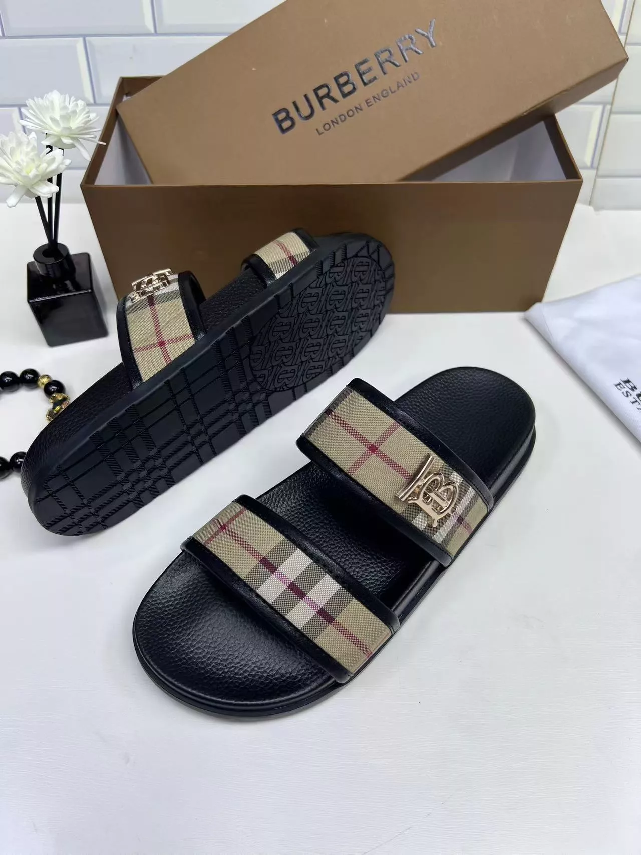 Burberry Slippers For Men TopPick 9953