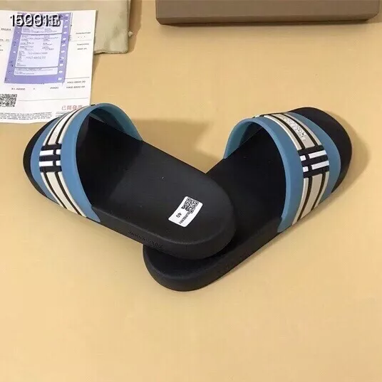 Burberry Slippers For Men Unique 7915