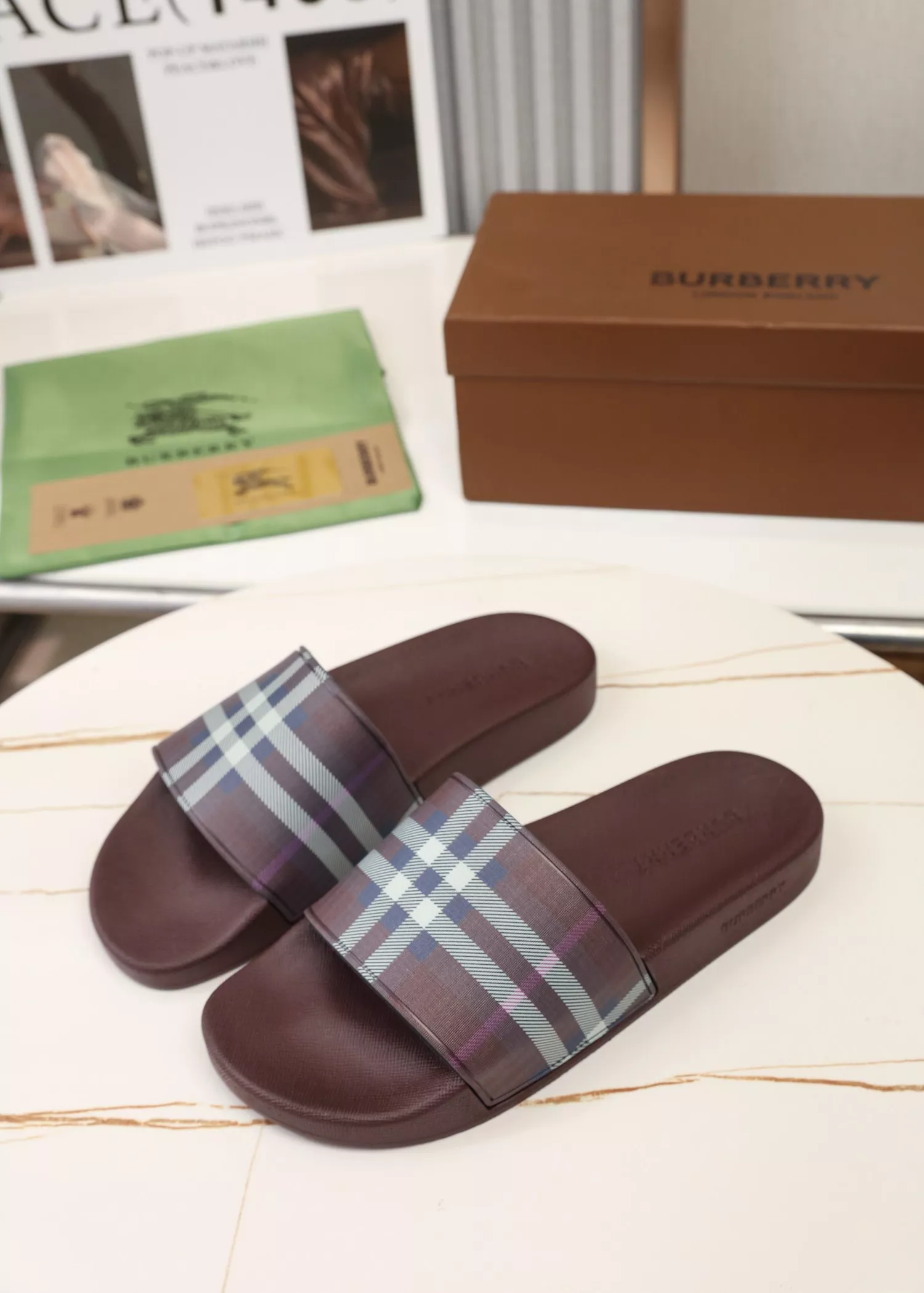Burberry Slippers For Men WellDesigned 752