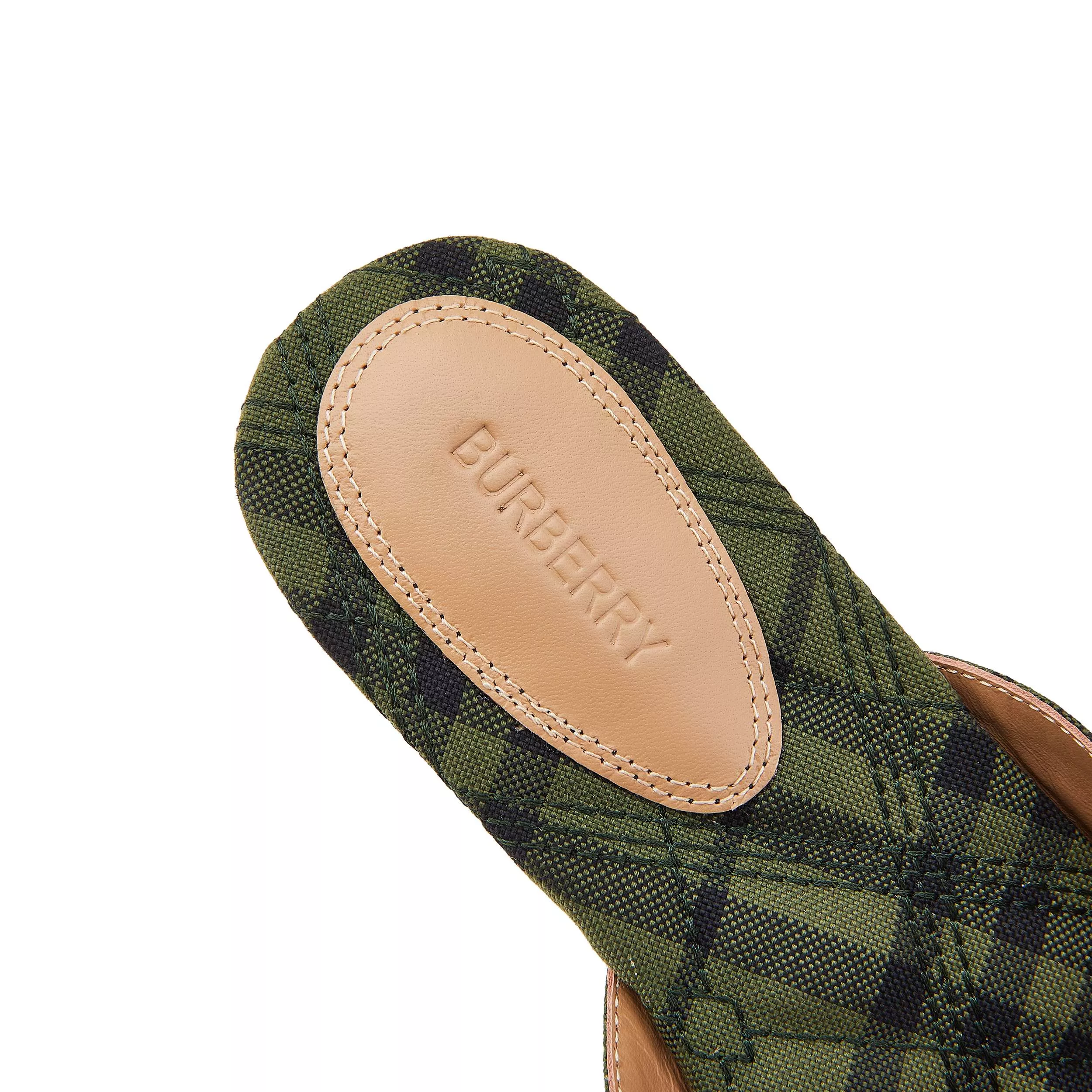 Burberry Slippers For Women AllSeason 628