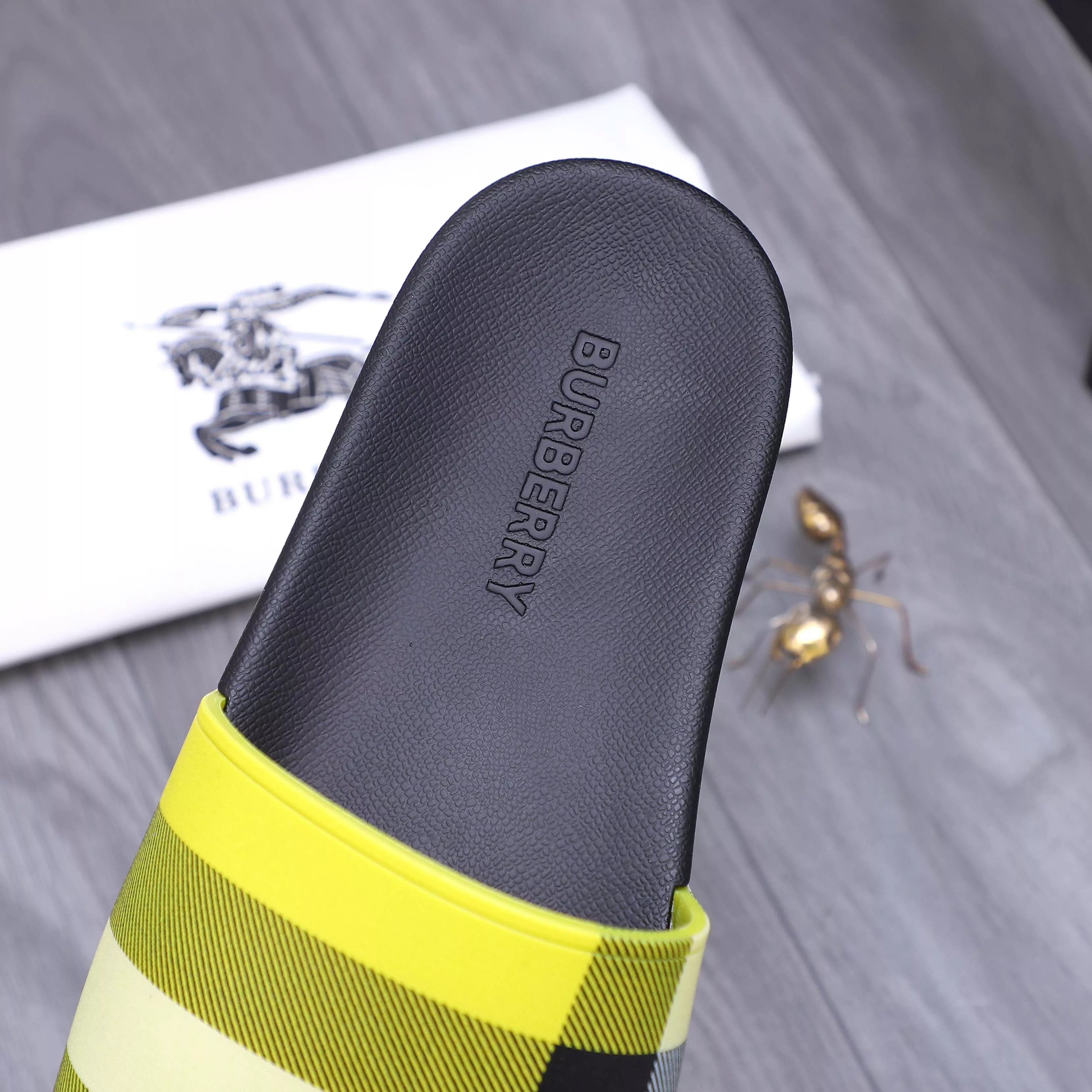 Burberry Slippers For Women Comfortable 1923