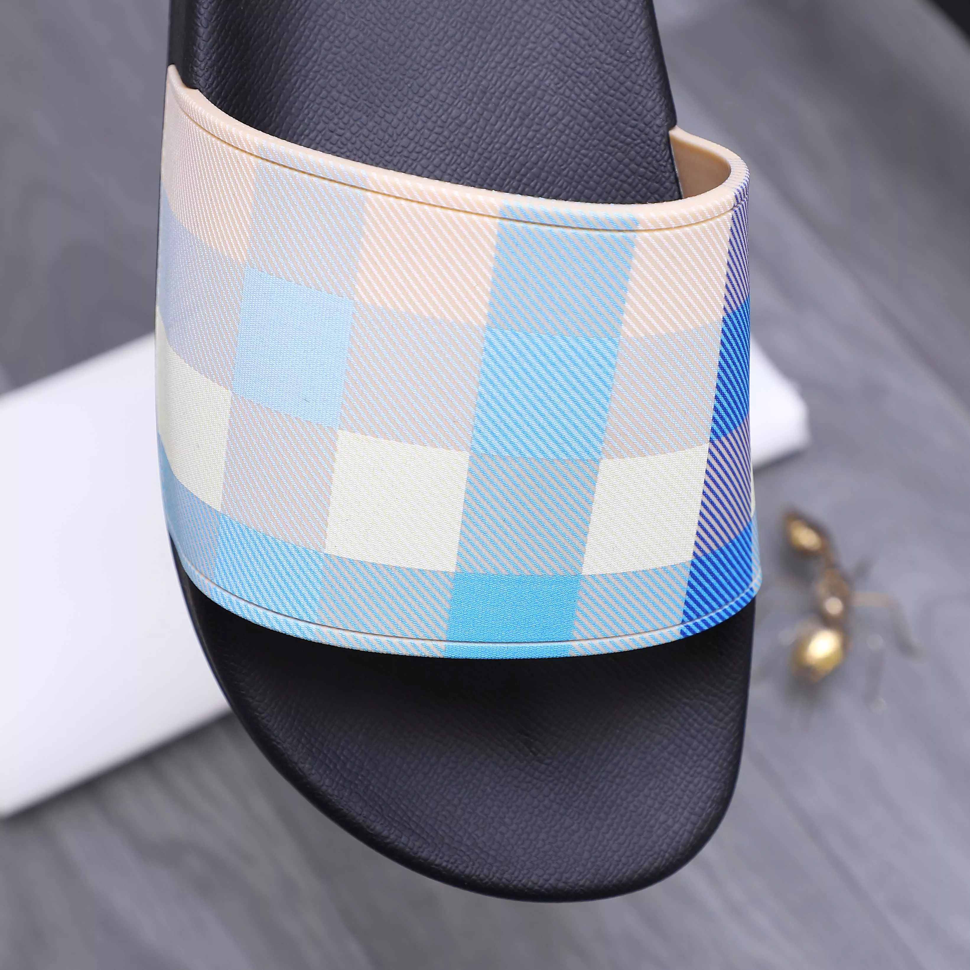 Burberry Slippers For Women Efficient 2334