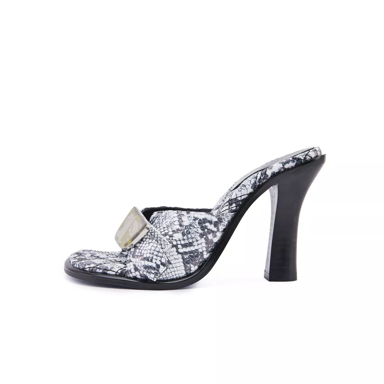 Burberry Slippers For Women EyeCatching 2796