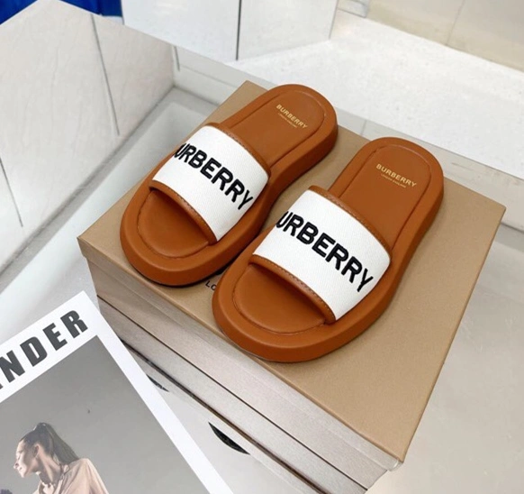 Burberry Slippers For Women Soft 3728
