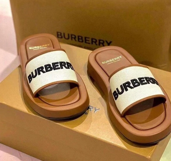 Burberry Slippers For Women Soft 3728