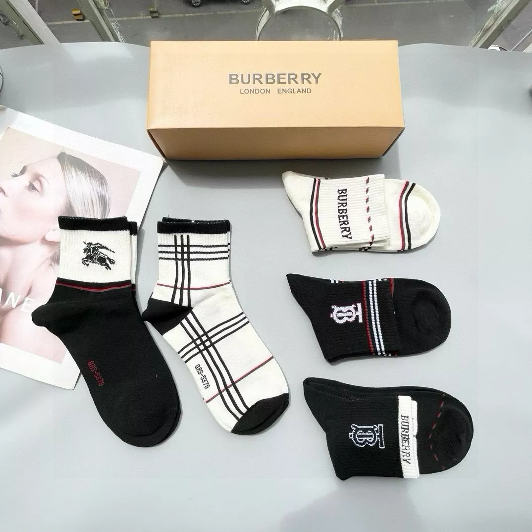 Burberry Socks AllSeason 6359