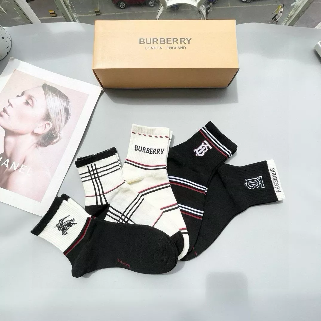Burberry Socks AllSeason 6359