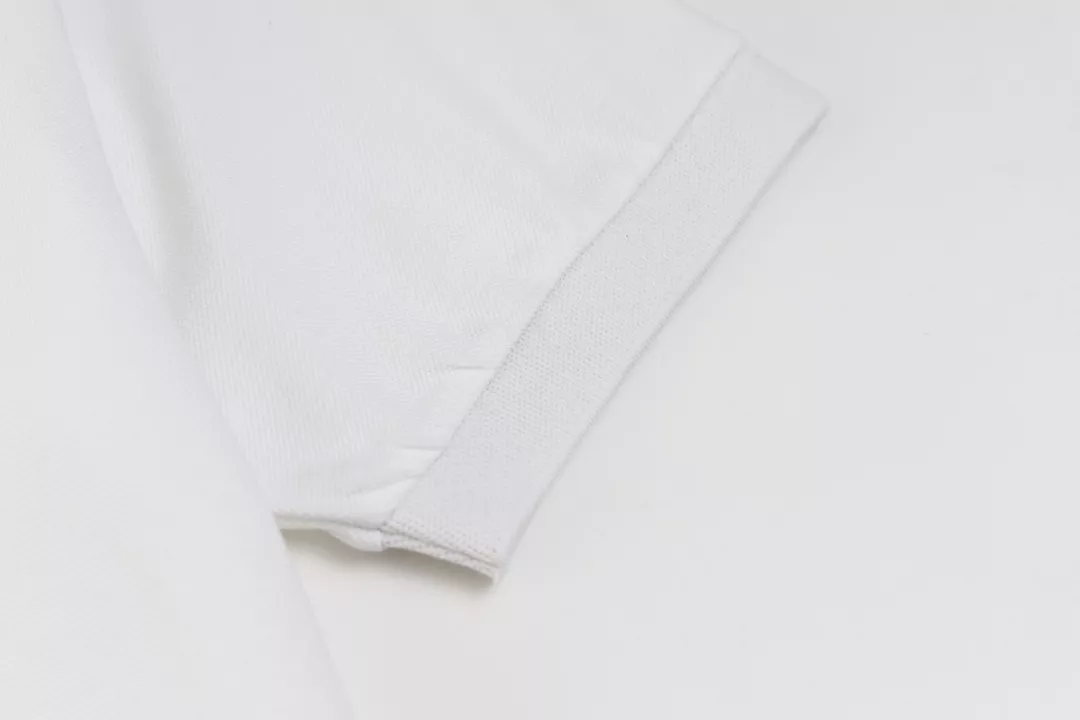 Burberry T-Shirts Short Sleeved For Men Compact 4147