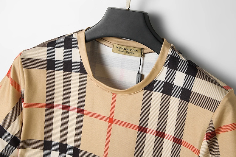 Burberry T-Shirts Short Sleeved For Men Compact 6769