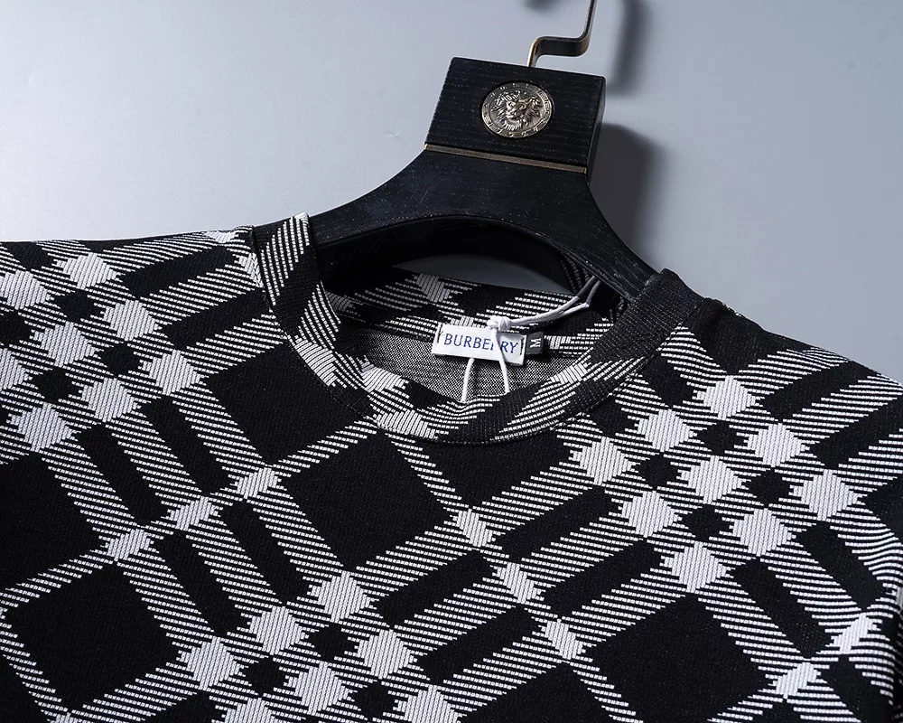 Burberry T-Shirts Short Sleeved For Men Durable 737