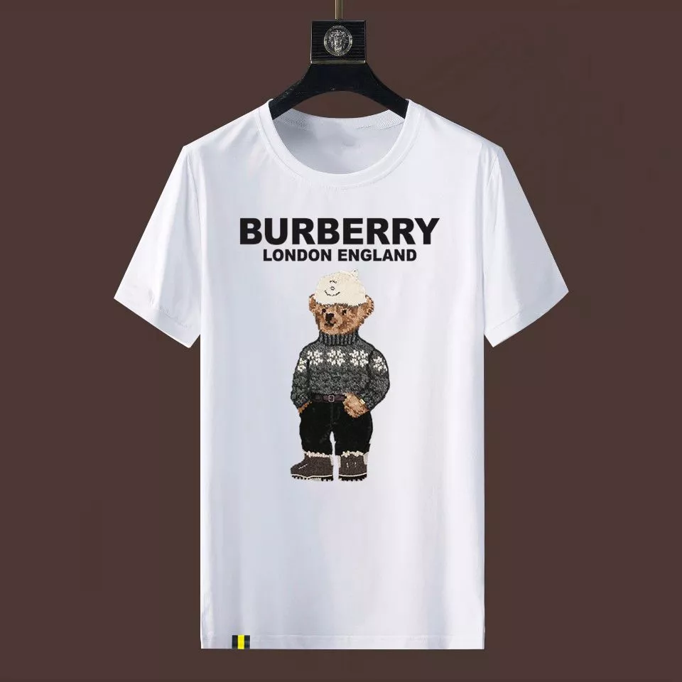 Burberry T-Shirts Short Sleeved For Men EyeCatching 4381