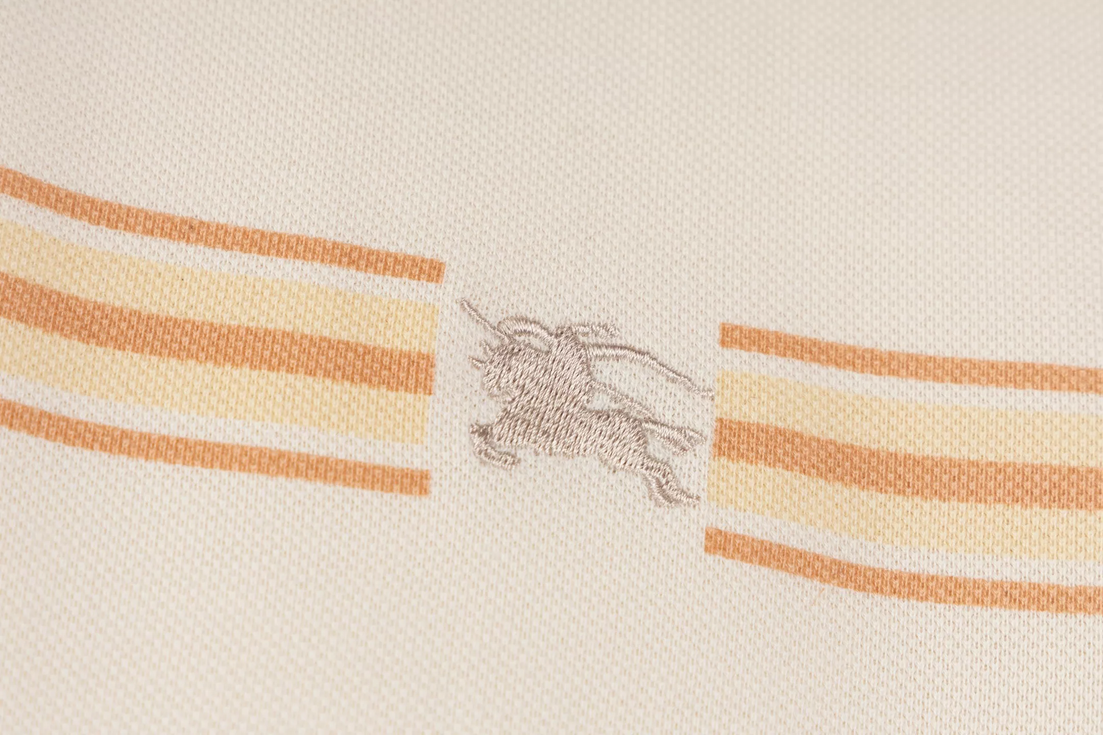 Burberry T-Shirts Short Sleeved For Men GoAnywhere 666