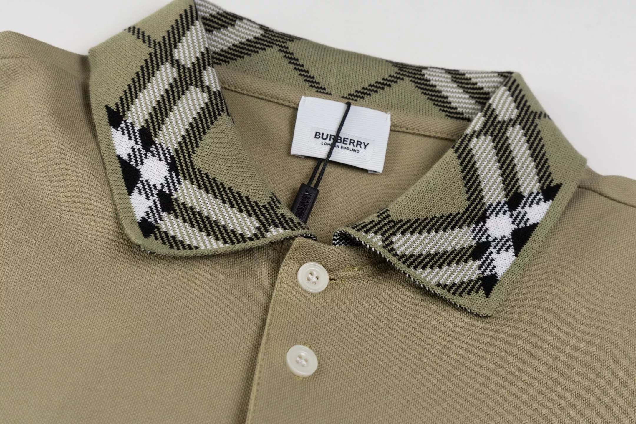 Burberry T-Shirts Short Sleeved For Men ModernLook 4001