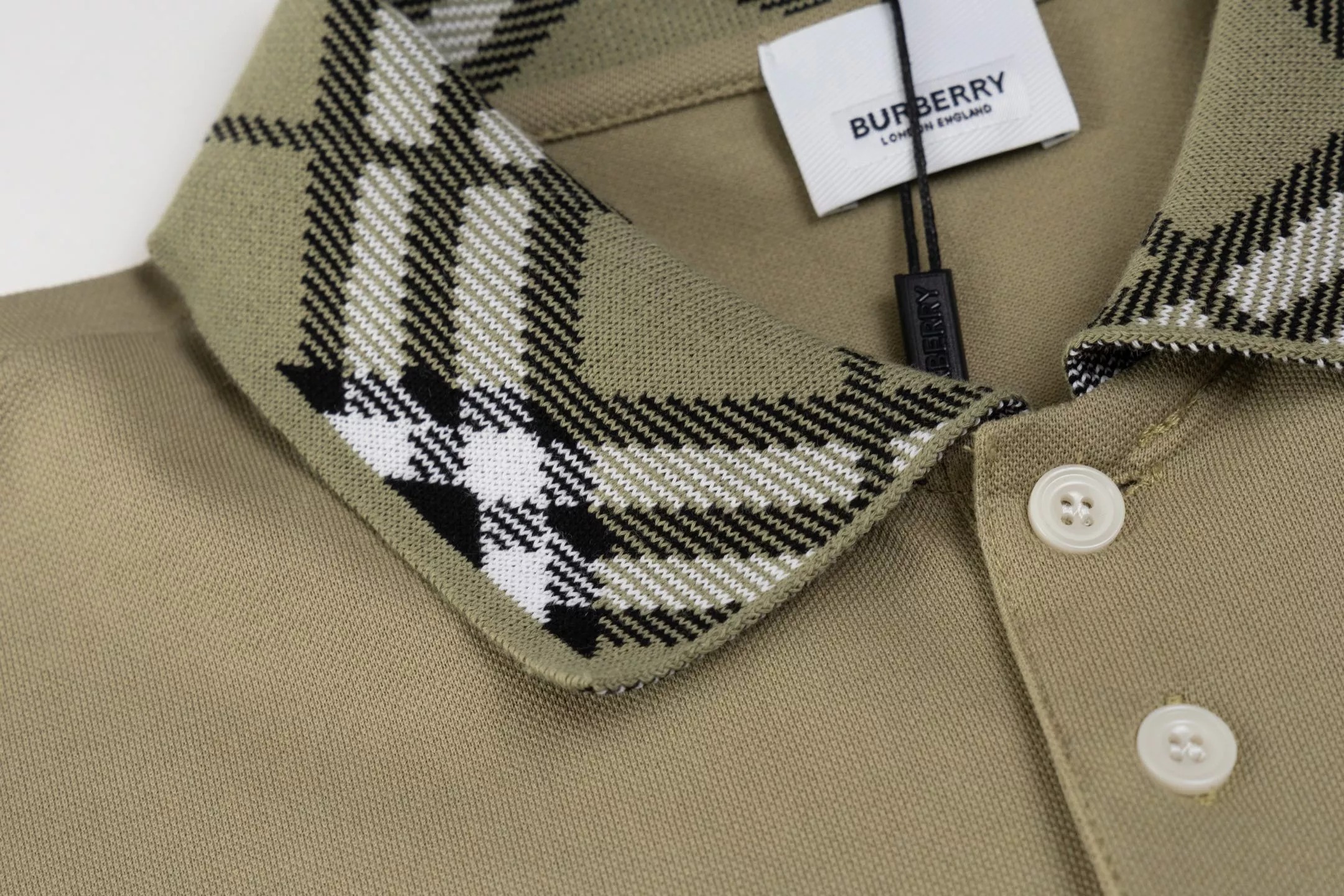 Burberry T-Shirts Short Sleeved For Men ModernLook 4001