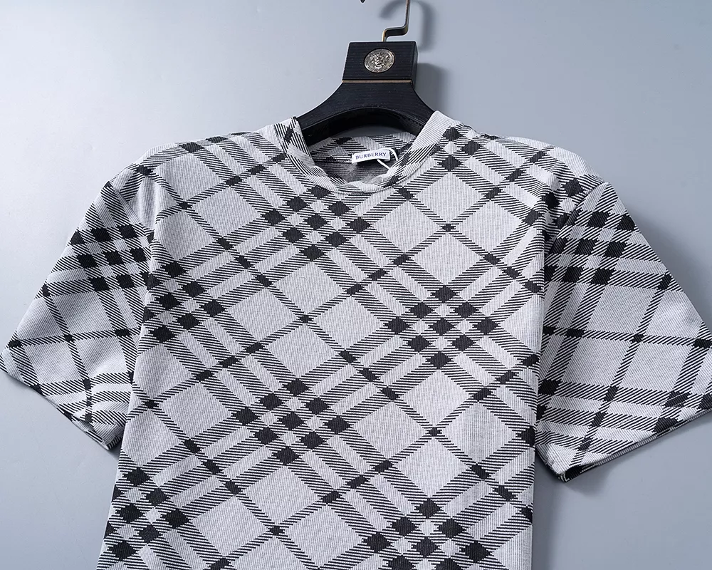 Burberry T-Shirts Short Sleeved For Men SmartChoice 4610