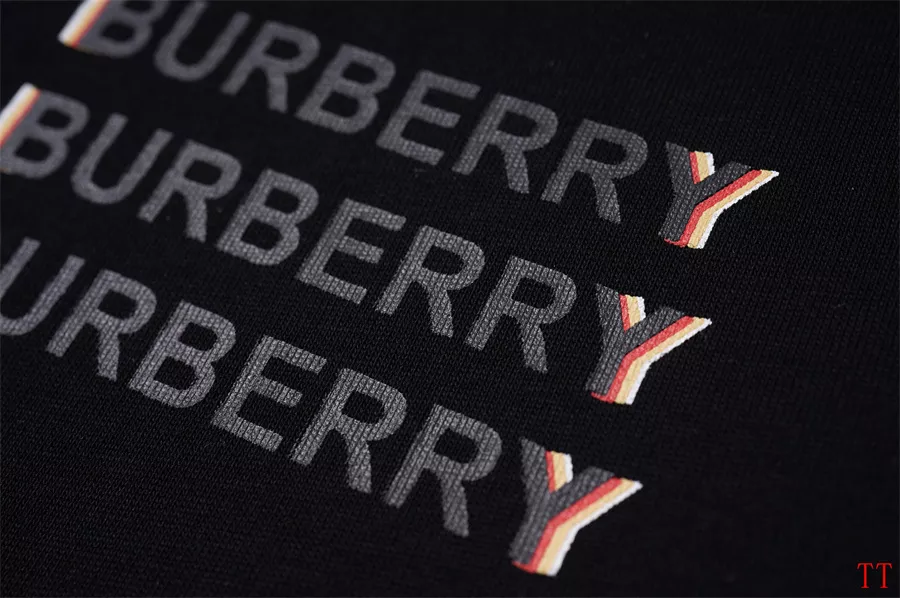 Burberry T-Shirts Short Sleeved For Unisex Breathable 1597