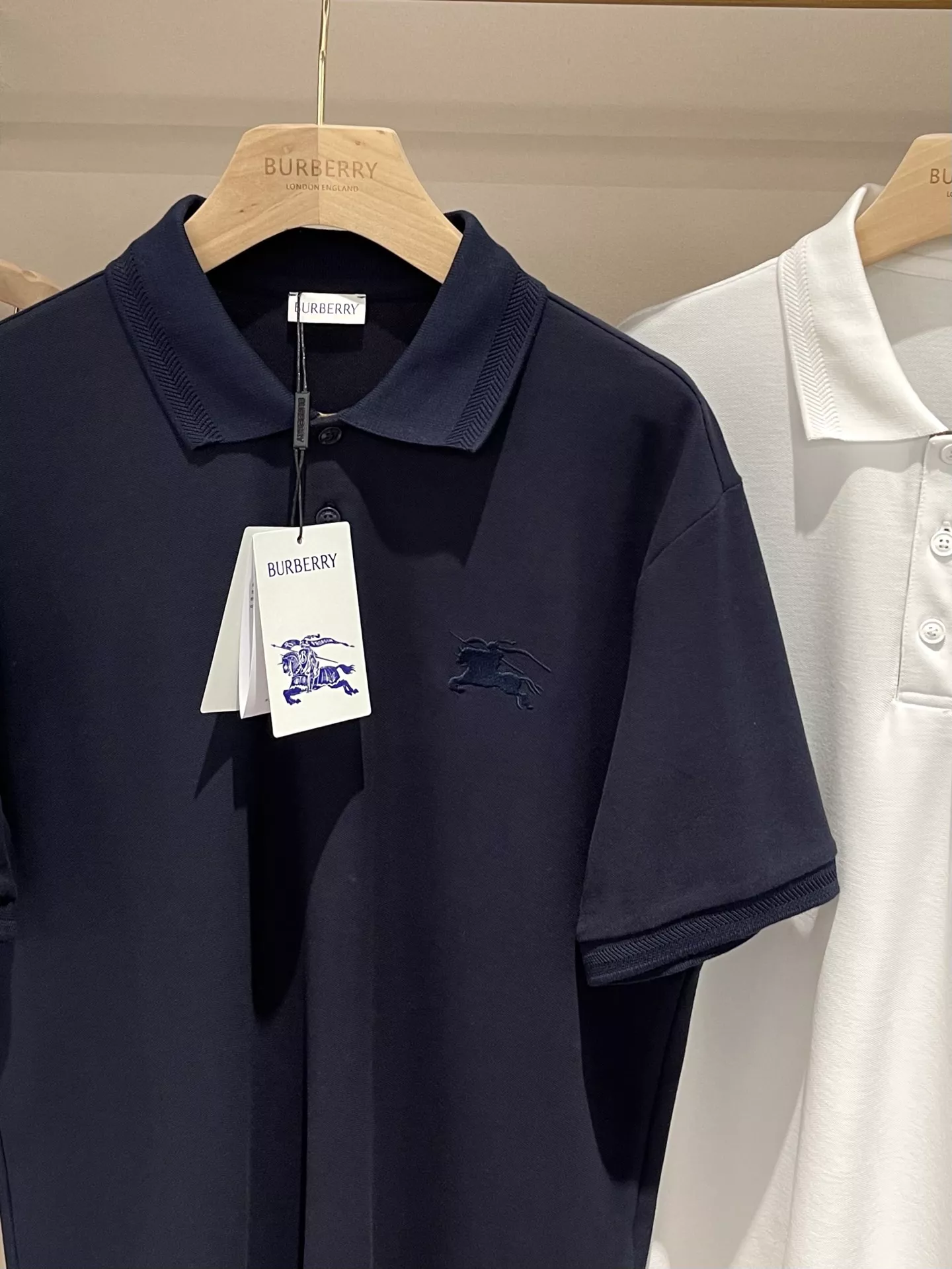 Burberry T-Shirts Short Sleeved For Unisex Breathable 8334