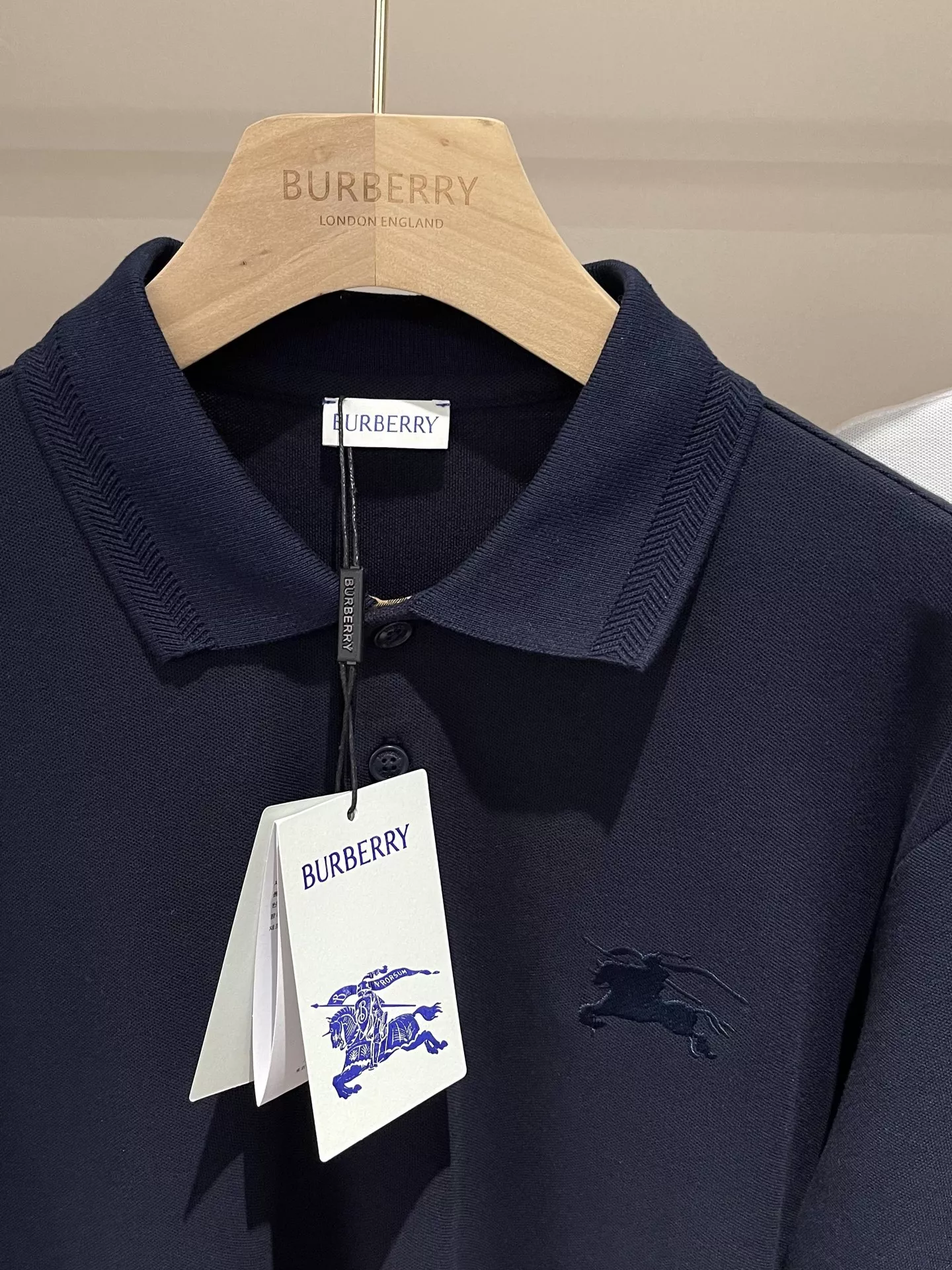 Burberry T-Shirts Short Sleeved For Unisex Breathable 8334