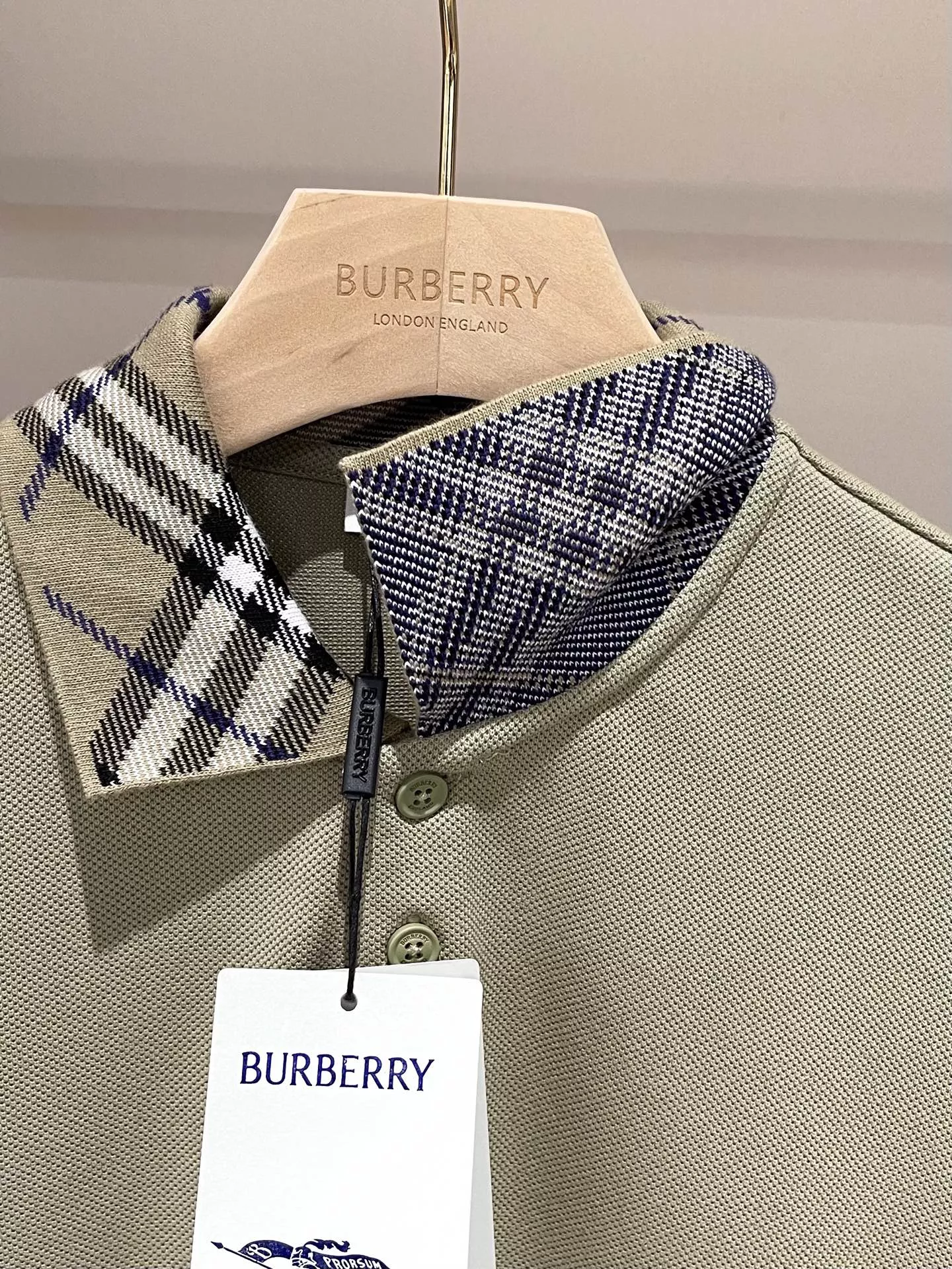 Burberry T-Shirts Short Sleeved For Unisex Bright 6028