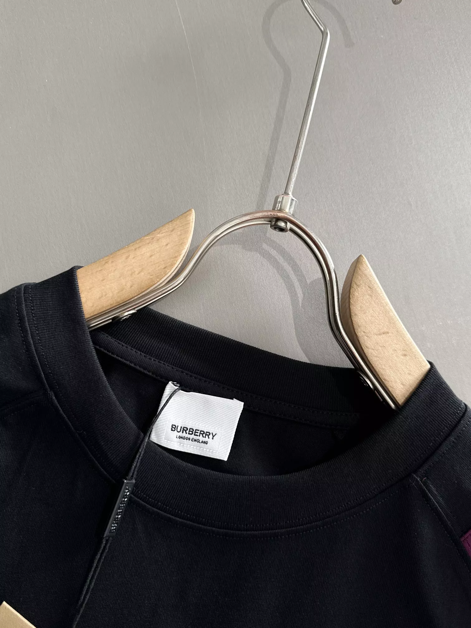 Burberry T-Shirts Short Sleeved For Unisex GoAnywhere 6531